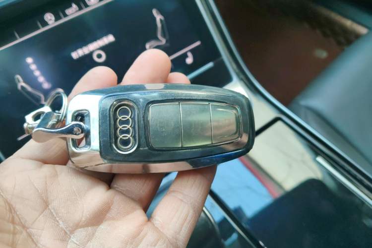 Used Audi A8 2018 A8L 55 TFSI quattro Launch Edition Elite Model Vehicle Key
