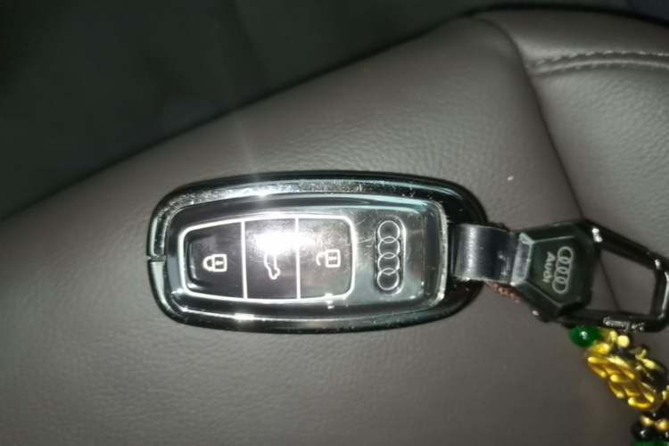 Used Audi A8 2018 A8L 55 TFSI quattro Launch Edition Elite Model Vehicle Key