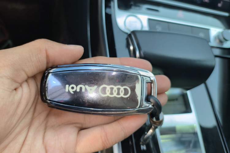Used Audi A8 2018 A8L 55 TFSI quattro Launch Edition Elite Model Vehicle Key