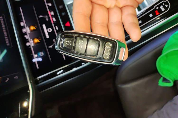 Used Audi A8 2018 A8L 55 TFSI quattro Launch Edition Elite Model Vehicle Key