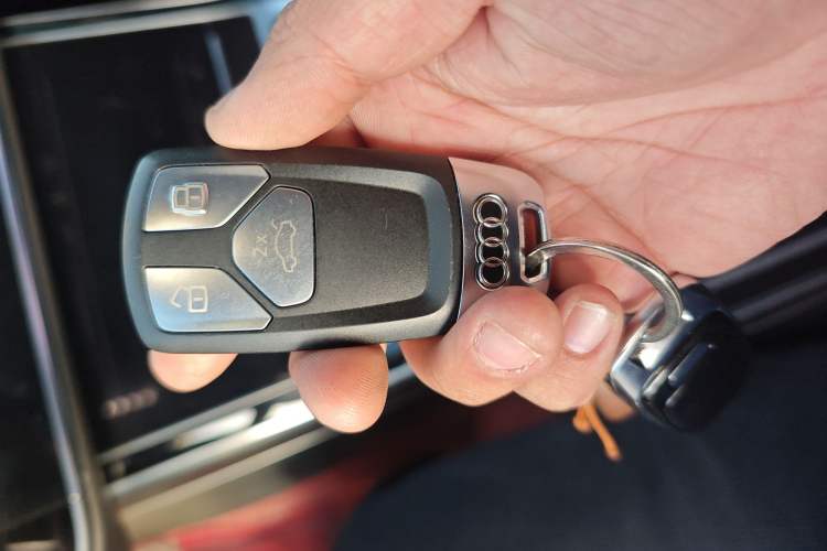 Used Audi A8 2018 A8L 55 TFSI quattro Launch Edition Elite Model Vehicle Key