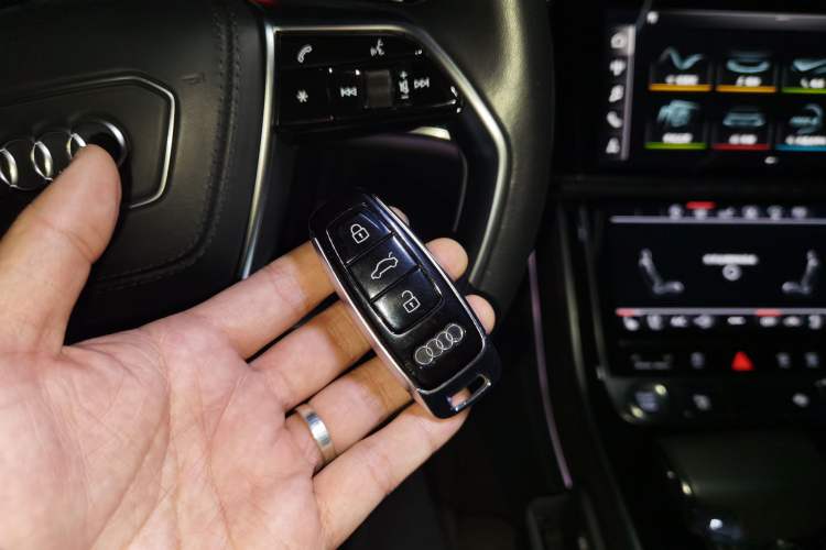 Used Audi A8 2018 A8L 55 TFSI quattro Prestige Edition Vehicle Key