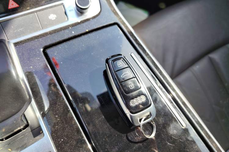 Used Audi A8 2018 A8L 55 TFSI quattro Launch Edition Elite Model Vehicle Key