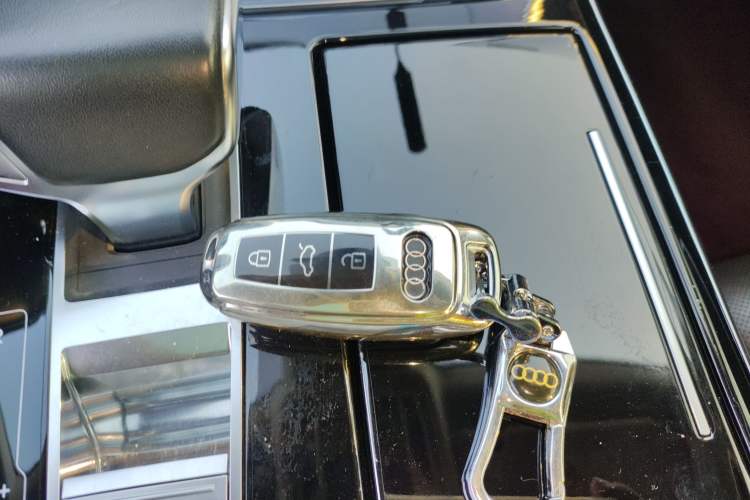 Used Audi A8 2018 A8L 55 TFSI quattro Luxury Edition Vehicle Key