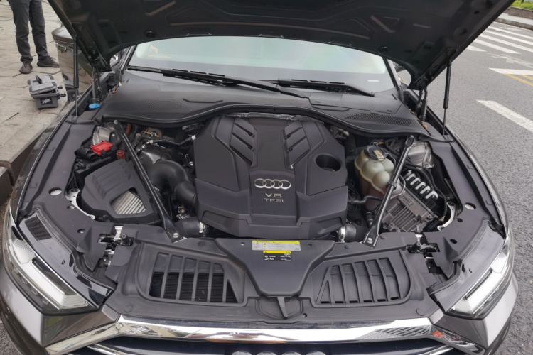 Used Audi A8 2018 A8L 55 TFSI quattro Luxury Edition Engine Bay