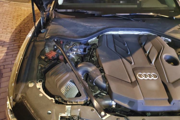 Used Audi A8 2018 A8L 55 TFSI quattro Luxury Edition Engine Bay Right