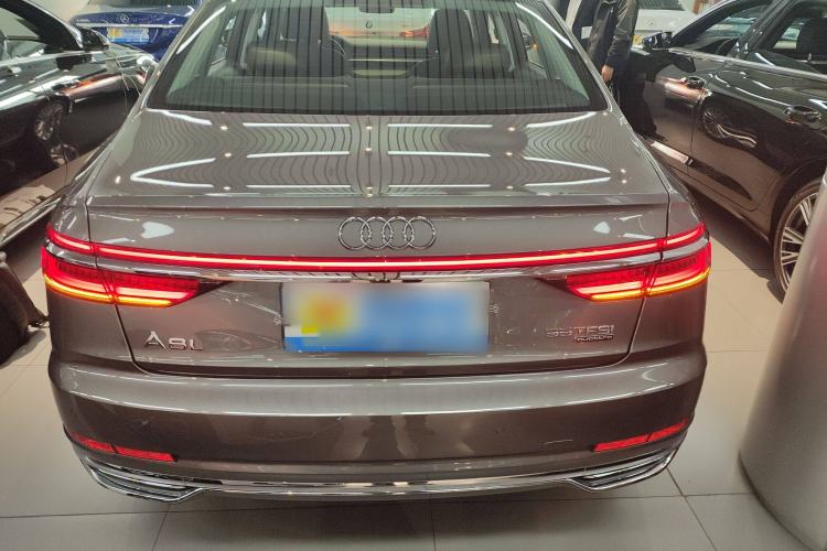 Used Audi A8 2018 A8L 55 TFSI quattro Launch Edition Elite Model Exterior 4