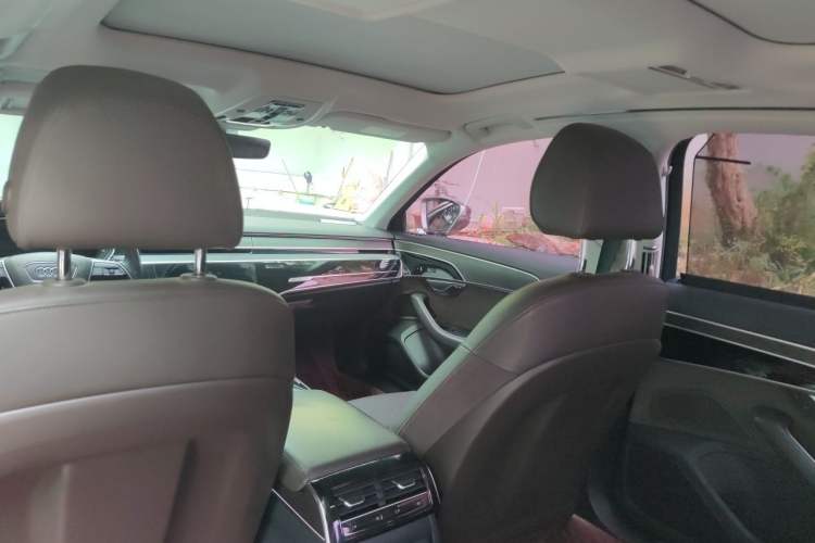 Used Audi A8 2018 A8L 55 TFSI quattro Launch Edition Elite Model Headliner