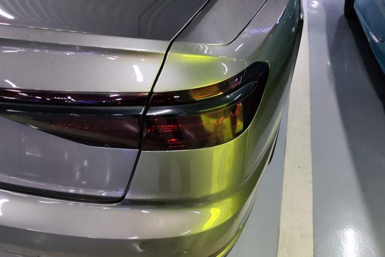 Used Audi A8 2018 A8L 55 TFSI quattro Launch Edition Elite Model Right Rear Taillight