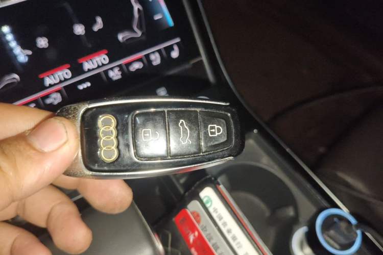 Used Audi A8 2018 A8L 55 TFSI quattro Launch Edition Elite Model Vehicle Key
