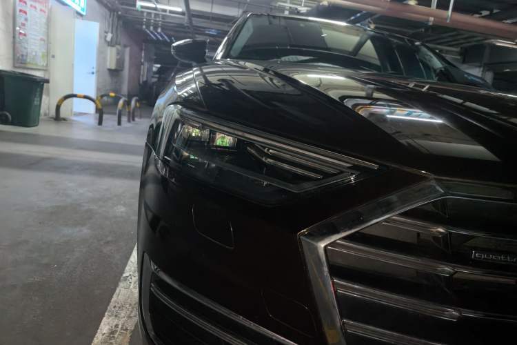 Used Audi A8 2018 A8L 55 TFSI quattro Launch Edition Prestige Model Right Front Headlight