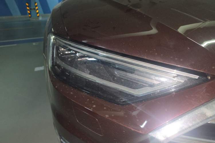 Used Audi A8 2018 A8L 55 TFSI quattro Launch Edition Prestige Model Right Front Headlight