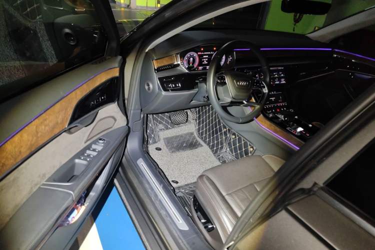 Used Audi A8 2018 A8L 55 TFSI quattro Luxury Edition Driver Seat