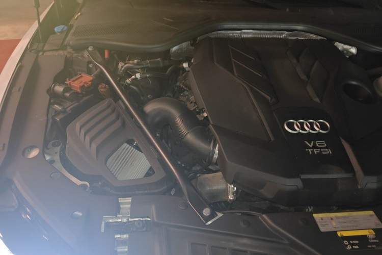 Used Audi A8 2018 A8L 55 TFSI quattro Launch Edition Prestige Model Engine Bay Right