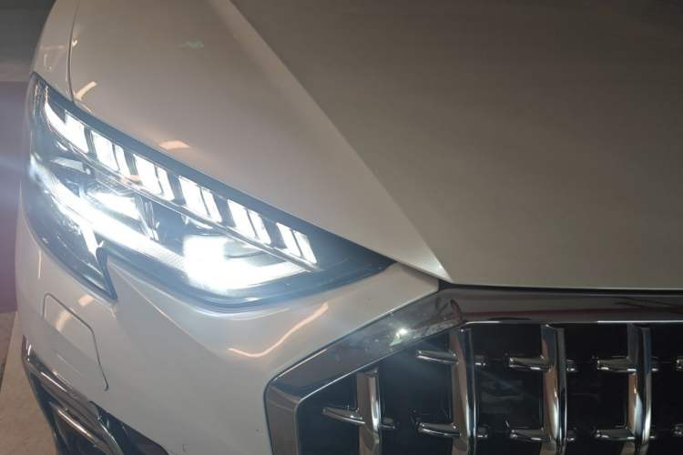 Used Audi A8 2018 A8L 55 TFSI quattro Launch Edition Prestige Model Right Front Headlight
