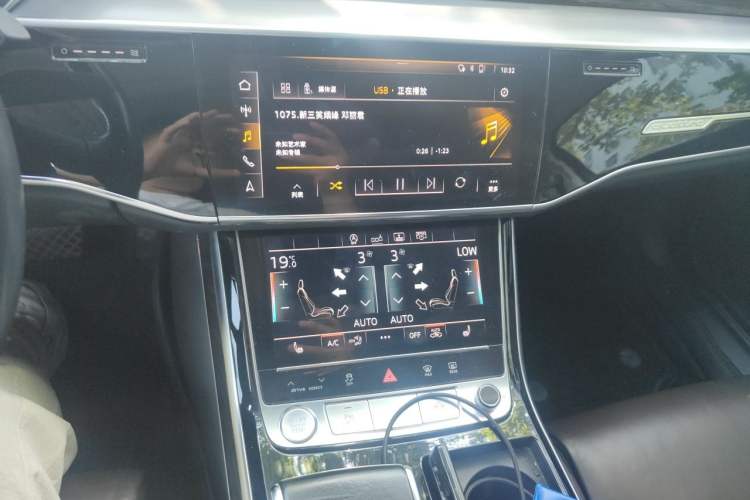Used Audi A8 2019 Facelifted Plus A8L 50 TFSI quattro Comfort Version Audio And AC Panel