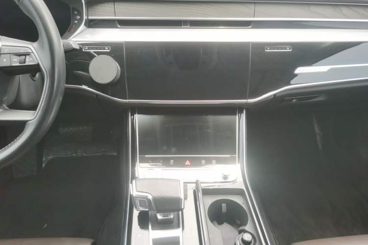 Used Audi A8 2019 Facelifted Plus A8L 50 TFSI quattro Comfort Version Audio And AC Panel