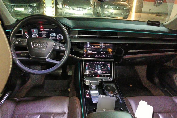 Used Audi A8 2019 Facelifted Plus A8L 50 TFSI quattro Comfort Version Center Console