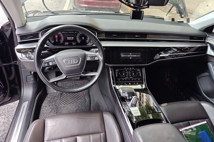 Used Audi A8 2019 Facelifted Plus A8L 50 TFSI quattro Comfort Version Center Console