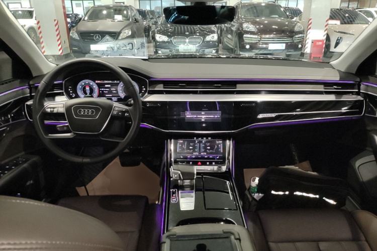 Used Audi A8 2019 Plus A8L 50 TFSI quattro Comfort Model Center Console