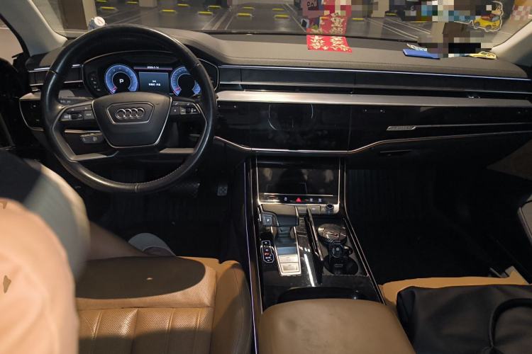 Used Audi A8 2019 Facelifted Plus A8L 50 TFSI quattro Comfort Version Center Console