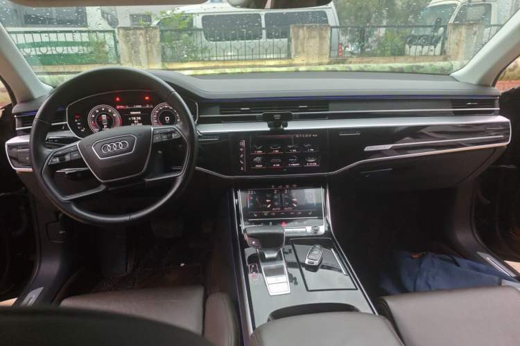 Used Audi A8 2019 A8L 50 TFSI quattro Comfort Model Center Console