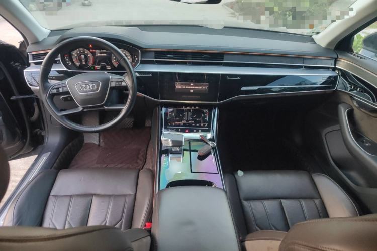 Used Audi A8 2019 Plus A8L 50 TFSI quattro Comfort Model Center Console