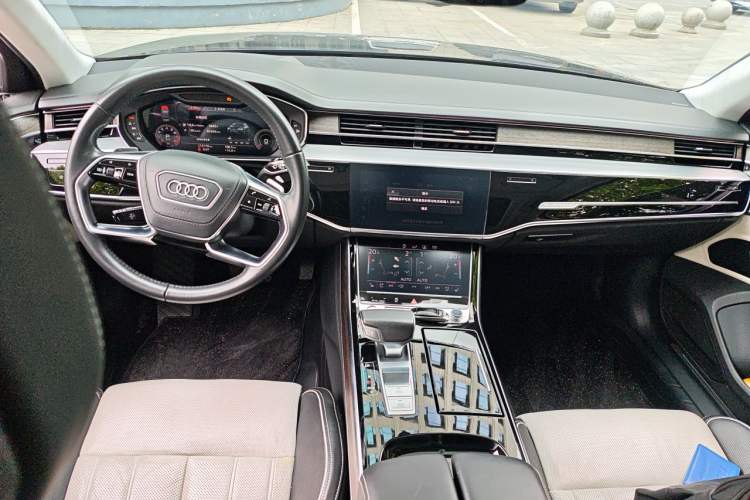 Used Audi A8 2019 Plus A8L 55 TFSI quattro Luxury Model Center Console