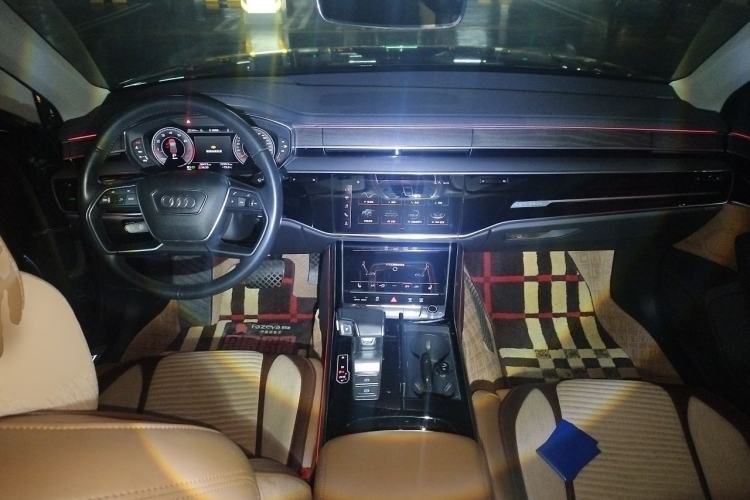 Used Audi A8 2019 Facelifted Plus A8L 50 TFSI quattro Comfort Version Center Console