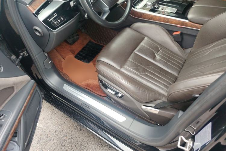 Used Audi A8 2019 Facelifted Plus A8L 50 TFSI quattro Luxury Edition Driver Seat