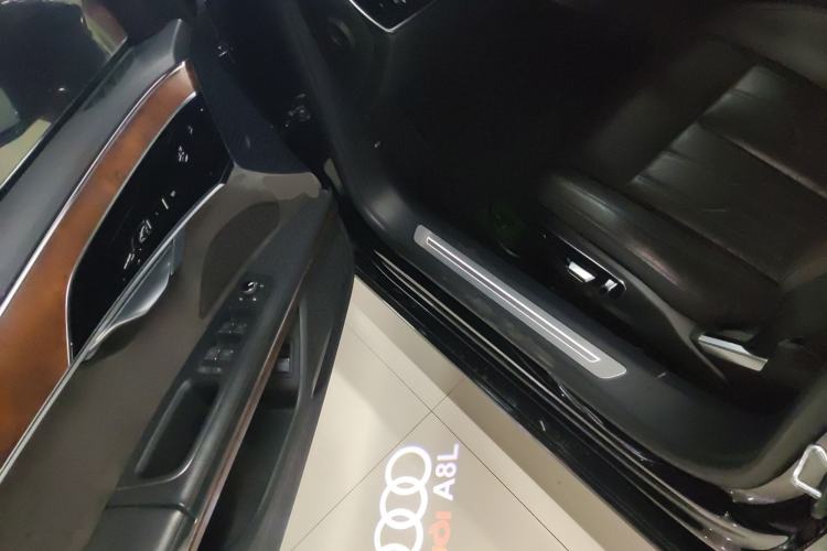 Used Audi A8 2019 Plus A8L 50 TFSI quattro Luxury Model Driver Seat