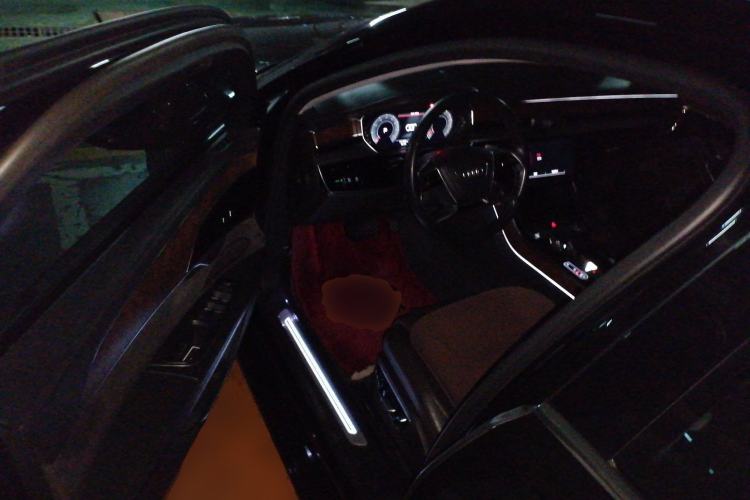 Used Audi A8 2019 Facelifted Plus A8L 55 TFSI quattro Luxury Edition Driver Seat