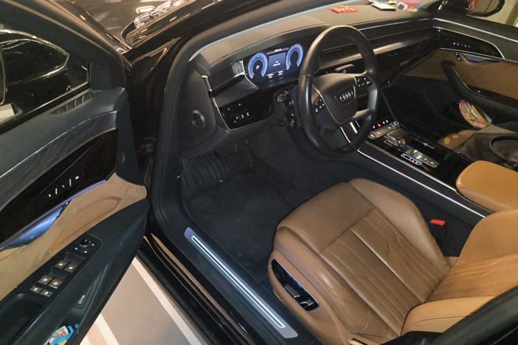 Used Audi A8 2019 Facelifted Plus A8L 50 TFSI quattro Comfort Version Driver Seat