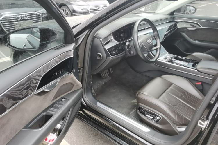 Used Audi A8 2019 Facelifted Plus A8L 50 TFSI quattro Comfort Version Driver Seat