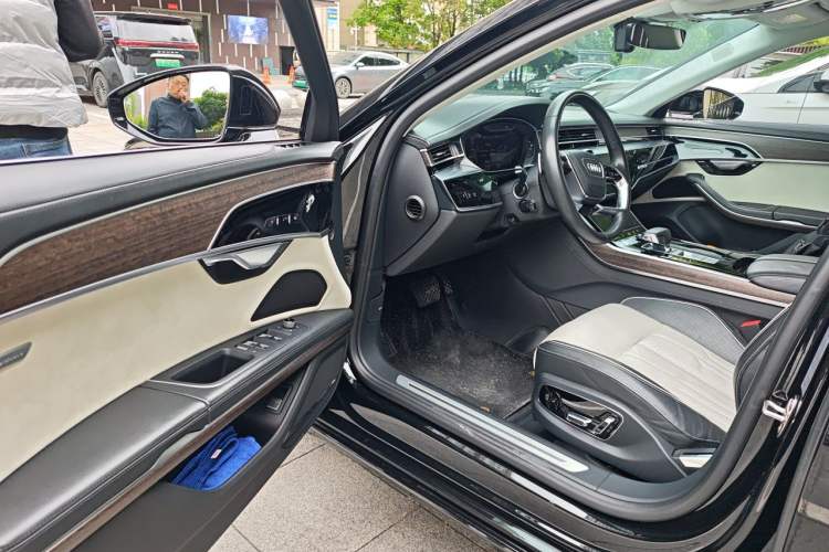 Used Audi A8 2019 Plus A8L 55 TFSI quattro Luxury Model Driver Seat