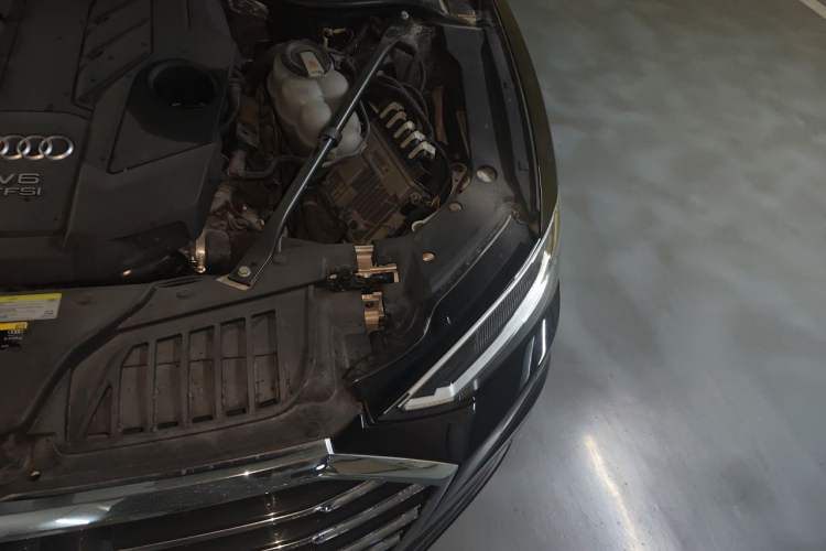 Used Audi A8 2019 Plus A8L 50 TFSI quattro Comfort Model Engine Bay Left