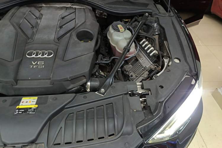 Used Audi A8 2019 A8L 50 TFSI quattro Comfort Model Engine Bay Left