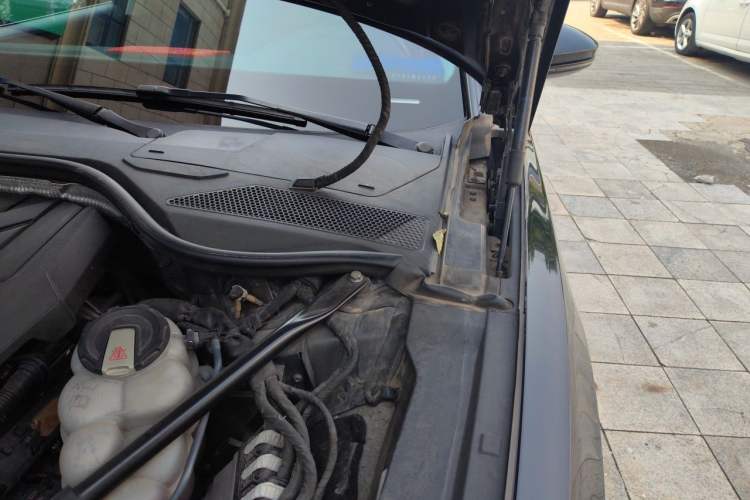 Used Audi A8 2019 A8L 50 TFSI quattro Luxury Model Engine Bay Left