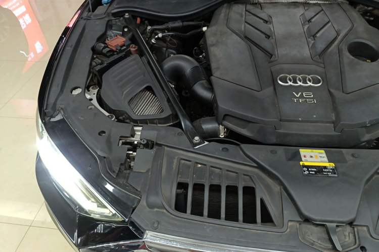 Used Audi A8 2019 A8L 50 TFSI quattro Comfort Model Engine Bay Right
