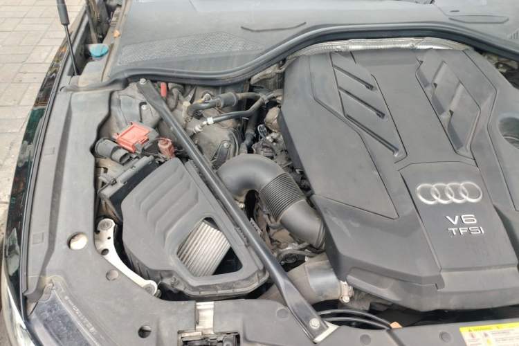 Used Audi A8 2019 Facelifted Plus A8L 50 TFSI quattro Luxury Edition Engine Bay Right