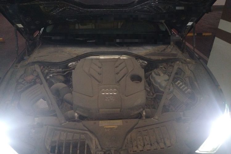 Used Audi A8 2019 Facelifted Plus A8L 50 TFSI quattro Comfort Version Engine Bay