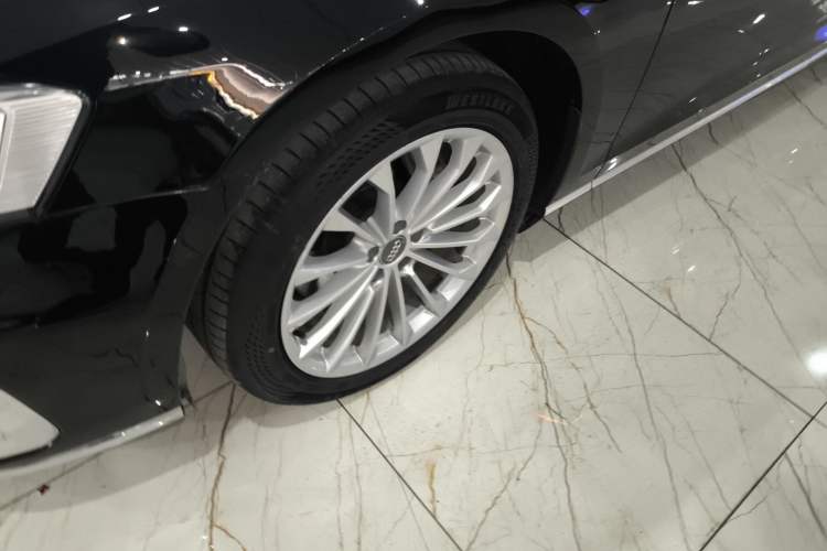 Used Audi A8 2019 Plus A8L 50 TFSI quattro Comfort Model Exterior 4