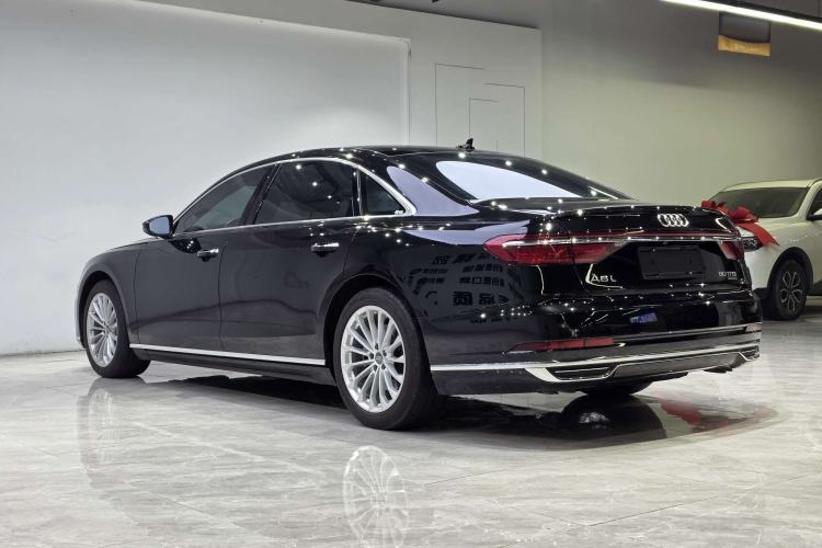 Used Audi A8 2019 Plus A8L 50 TFSI quattro Comfort Model Exterior 4