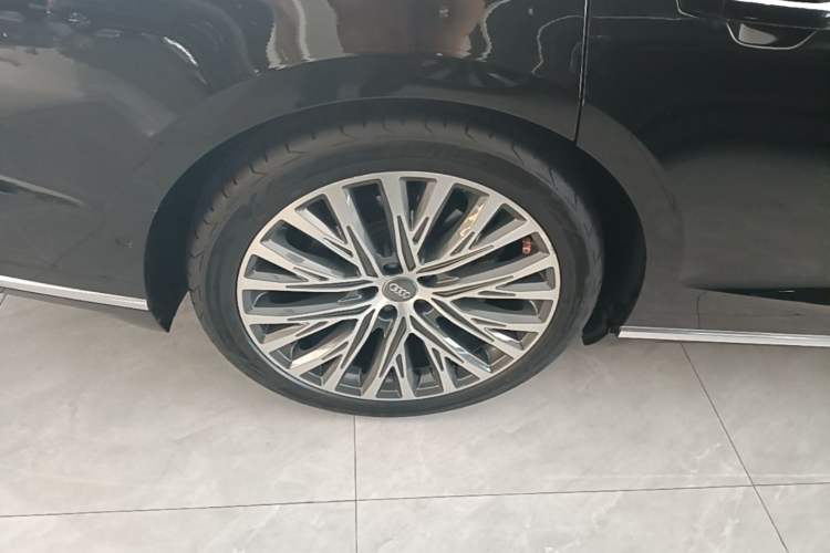 Used Audi A8 2019 Plus A8L 50 TFSI quattro Luxury Model Exterior 5