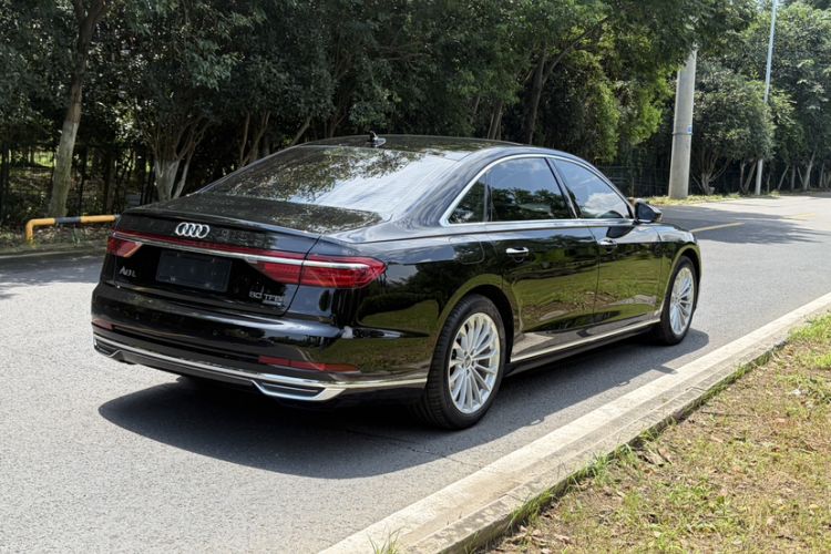Used Audi A8 2019 Plus A8L 50 TFSI quattro Comfort Model Exterior 7