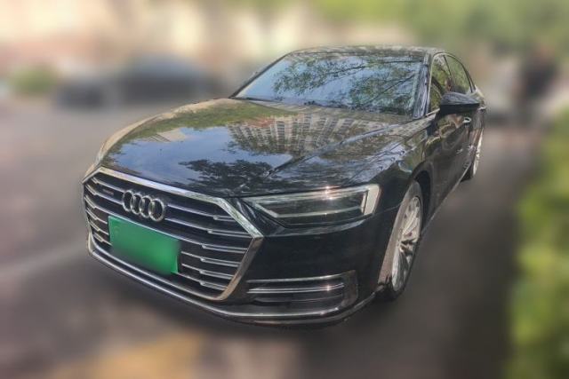 Ojetý Audi A8 2019 Facelifted Plus A8L 50 TFSI quattro Comfort Version