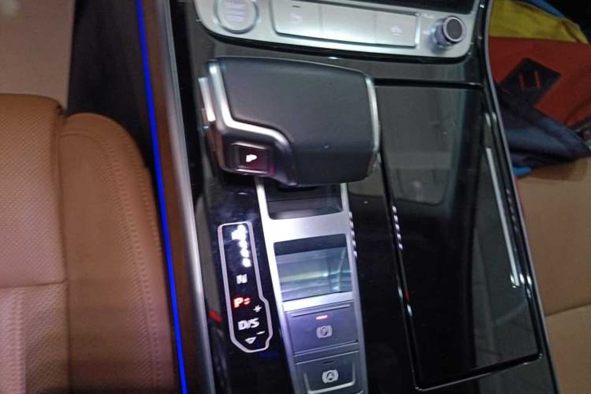 Used Audi A8 2019 Plus A8L 50 TFSI quattro Luxury Model Gear Lever