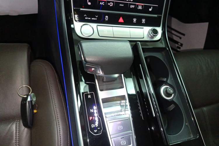 Used Audi A8 2019 A8L 50 TFSI quattro Comfort Model Gear Lever