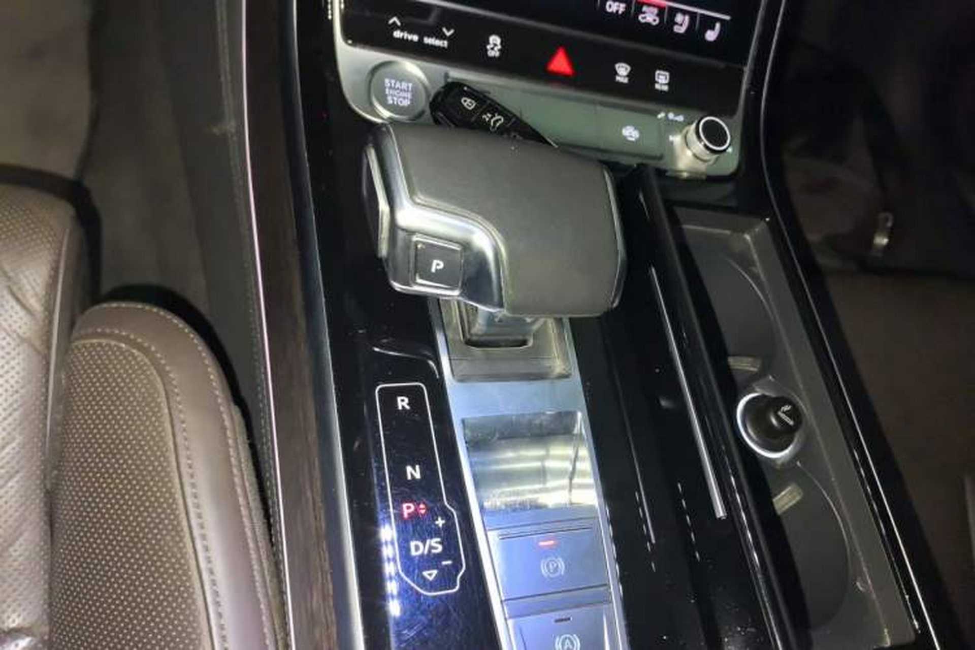 Used Audi A8 2019 Plus A8L 55 TFSI quattro Prestige Edition Gear Lever