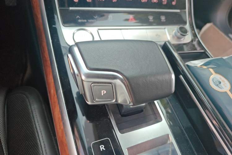 Used Audi A8 2019 Plus A8L 50 TFSI quattro Luxury Model Gear Lever